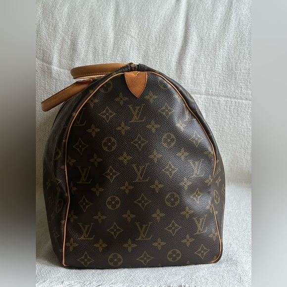 Authentic Louis Vuitton Keepall 55 - Picture 2 of 15